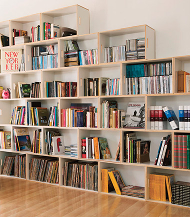Com ordenar els llibres d’una llibreria d’una casa